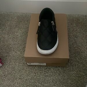 Black size 10